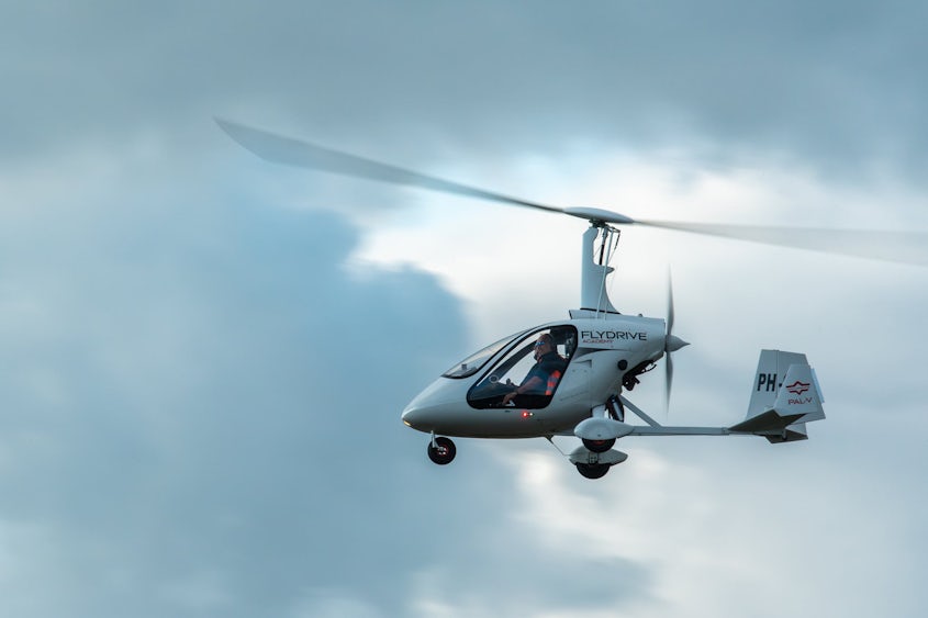 PAL V Liberty flying car Fly Drive Academy 004